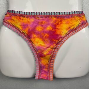 NWT Platinum Tie Dye Crochet Trim Bikini Bottoms Size M